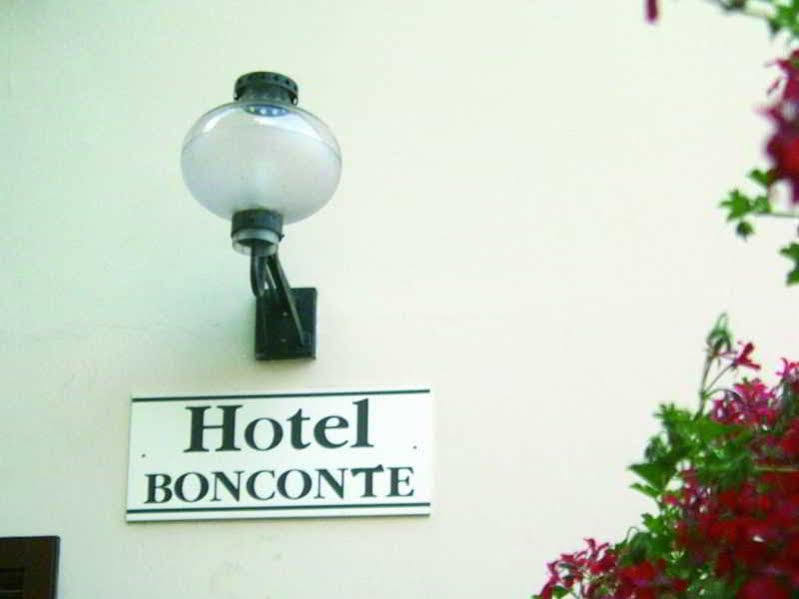 Hotel Bonconte Urbino Exterior foto